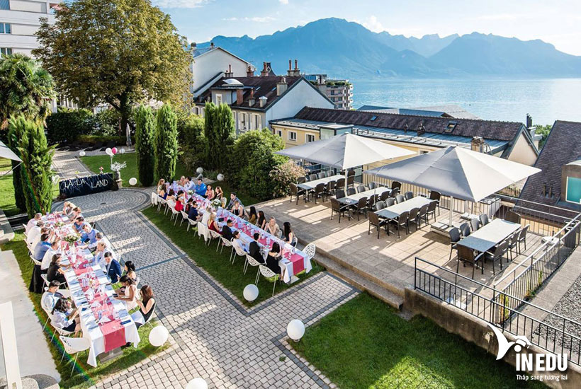 Học viện Khách sạn Montreux