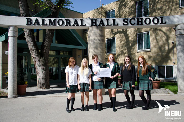 Học bổng 10.000USD và 50% học phí của trường Balmoral Hall School