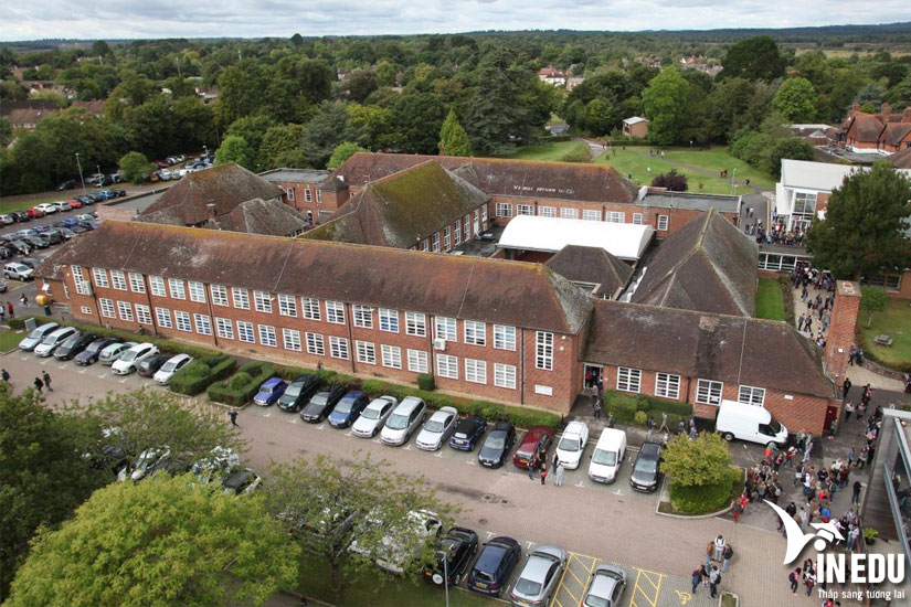 Brockenhurst College – Cao đẳng hàng đầu tại Anh Quốc