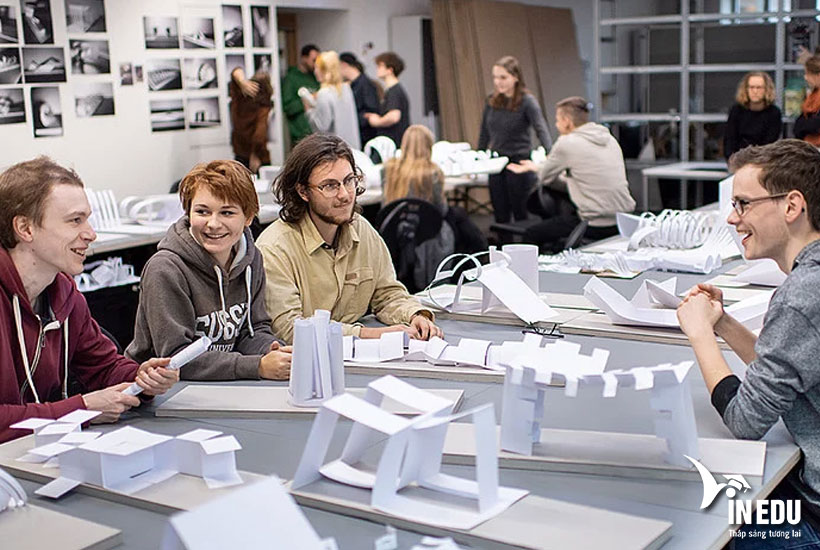 Chương trình đào tạo tại Universität Kassel