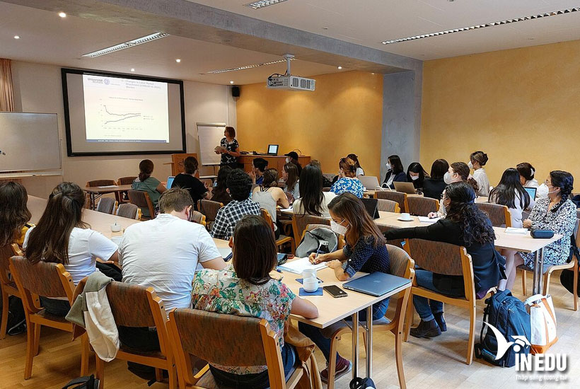 Chương trình đào tạo của trường Đại học Rostock